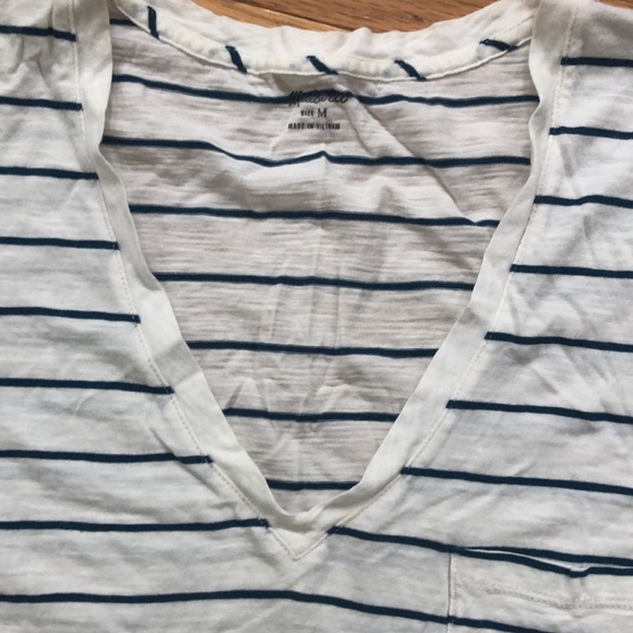 Madewell Whisper Cotton V-Neck w/ Pocket - Grey / Blue Thin Stripes - Picture 2 of 16